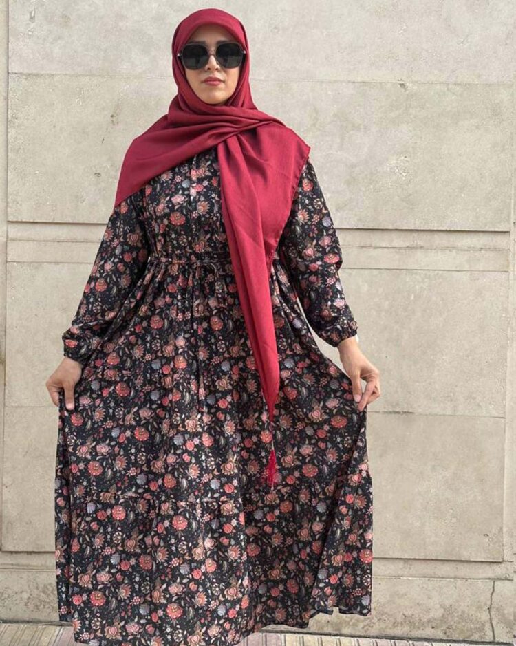 پیراهن ساحلی اقتصادی کد 02 با شال قرمز