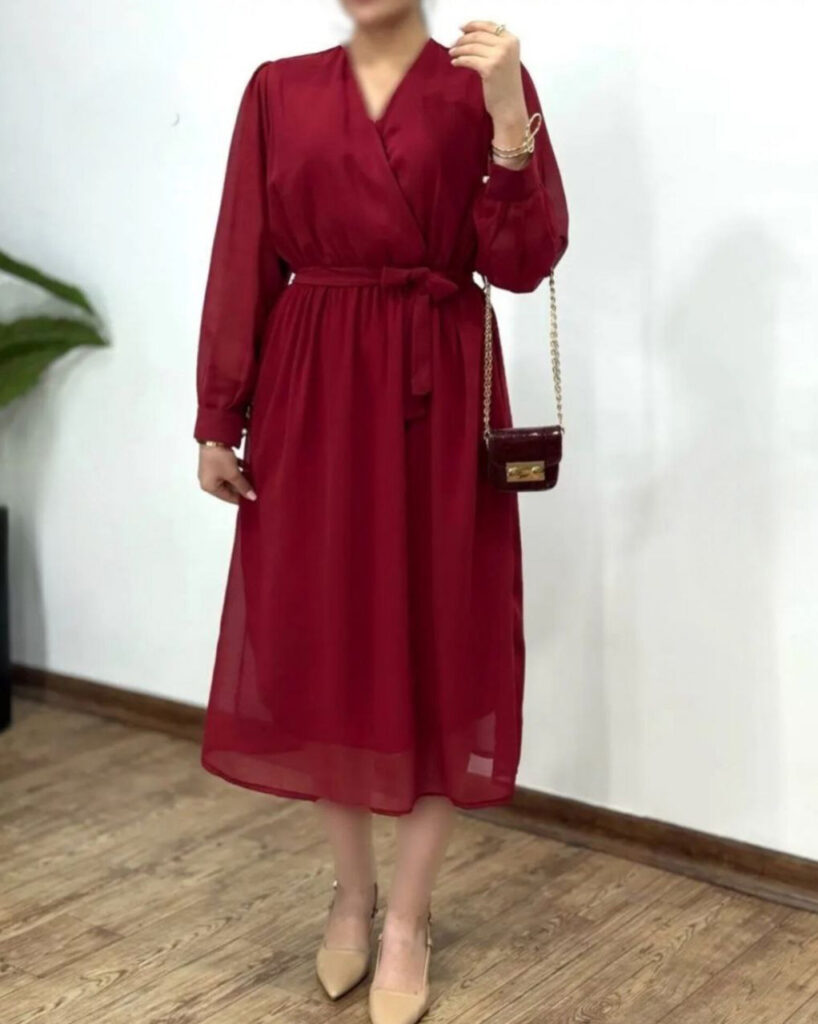 پیراهن حریر قرمز