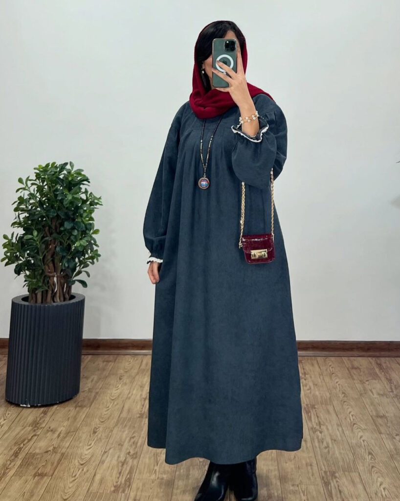 پیراهن مخمل کبریتی آیناز سرمه ای